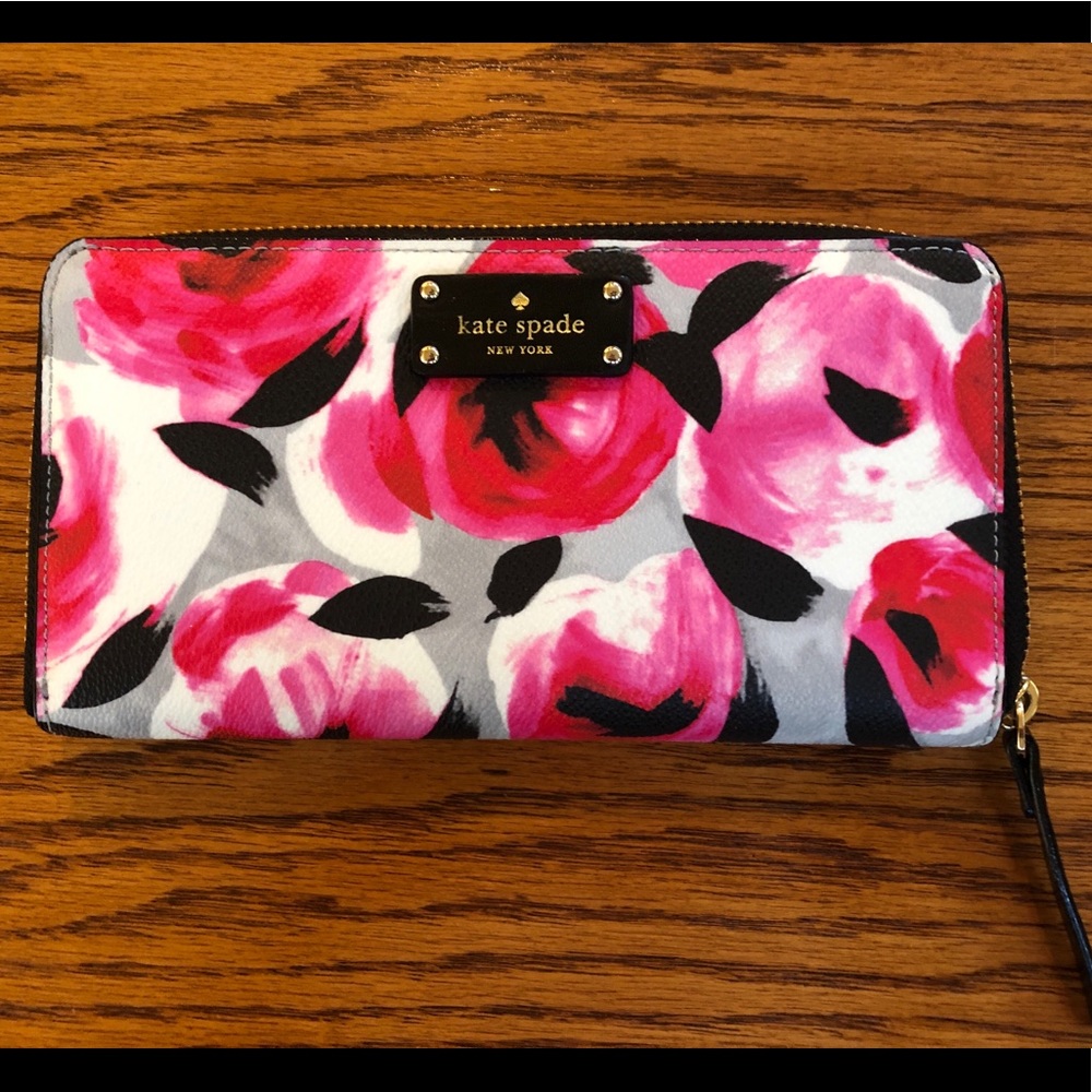 NWT Kate Spade Cedar Street Rose Lacey wristlet
